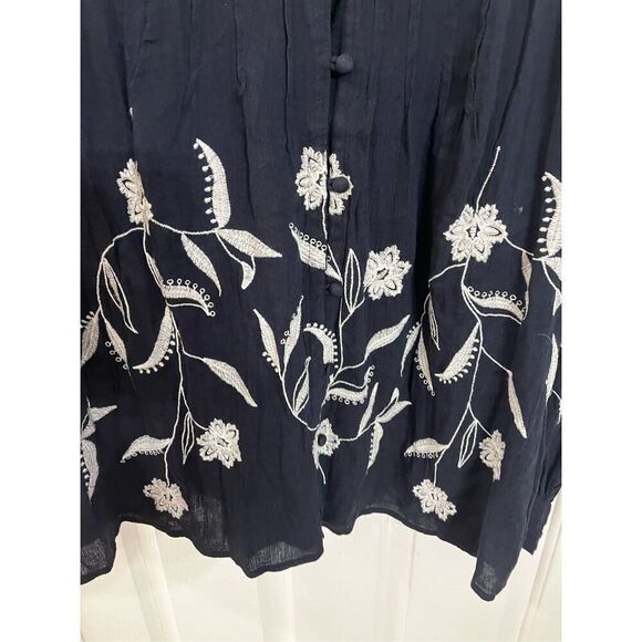 J. Jill Navy Embroidered Pin Tuck Covered Button Blouse sz XL EUC - Picture 6 of 10